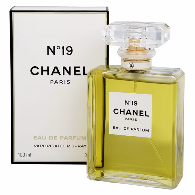 CHANEL No. 19 Parfumovaná voda 100 ml
