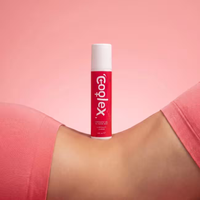 Coolex lubrikační gel na vodné bázi jahoda 100ml