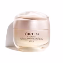 SHISEIDO WRINKLE SMOOTHING DAY CREAM SPF 25 Denný krém proti vráskam s ochranným faktorom SPF 25