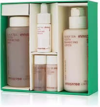 INNISFREE Black Tea Enhancing Skincare Set 382 ml
