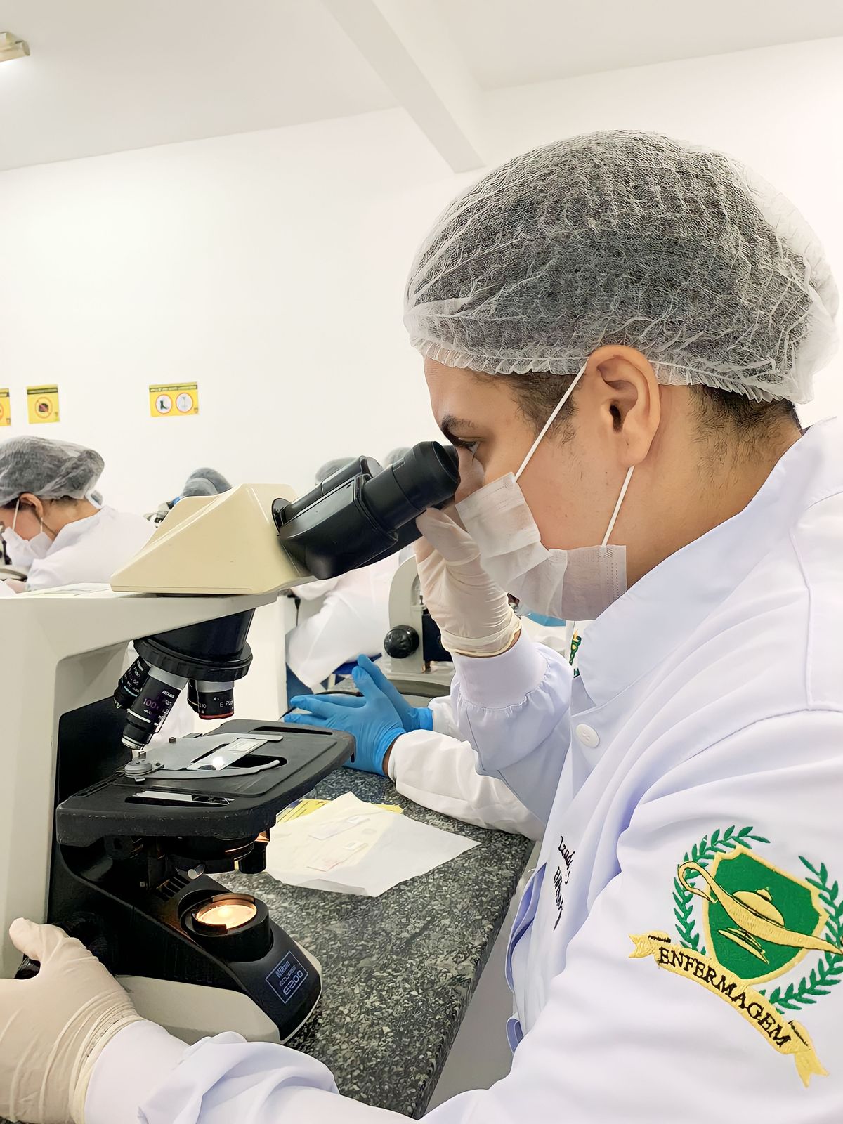 Odborné vyšetrenie vzoriek v laboratóriu